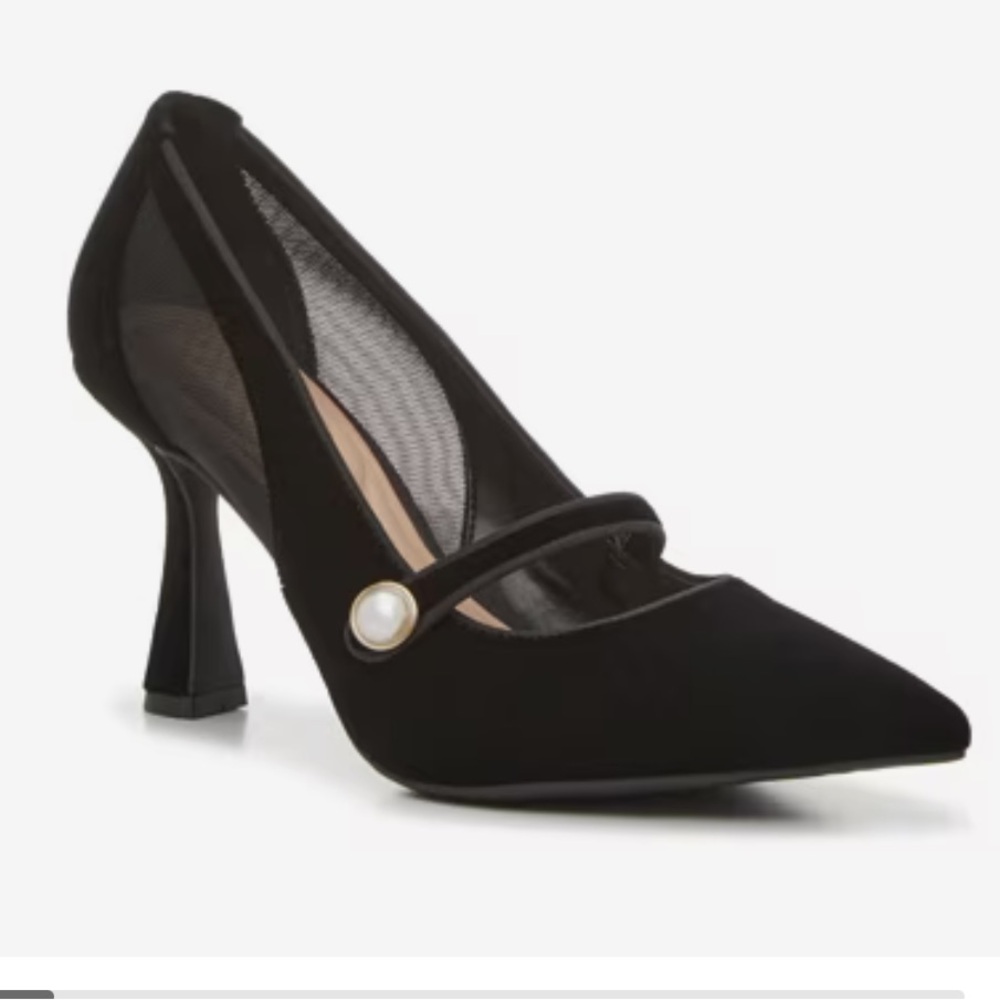 Kelly & Katie Soniah Pump